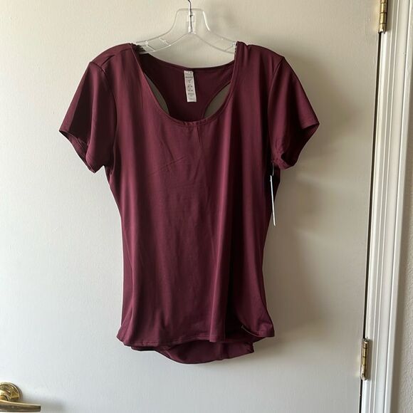 Marika Active Wear Top Size S NWT Fig - Picture 1 of 5